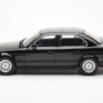 BMW 540i E34 ブラック Metallic MCG 1:18 - image 3 of 6
