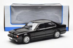BMW 540i E34 ブラック Metallic MCG 1:18 MCG18157 メタル - 画像 6/6