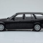 BMW 540i E34 Touring ブラックメタリック MCG 1:18 - image 3 of 6