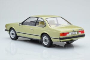 BMW 628 CSi E24 ライトグリーン MCG 1:18 MCG18163 メタル - 画像 4/5