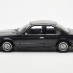 BMW 635 CSi E24 ダイアマント ブラック メタリック AUTOart 1:18 - image 4 of 8