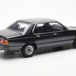 BMW 733i E23 ブラック Metallic KK-Scale 1:18 - image 2 of 6
