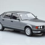 BMW 7 Series E32 740i シルバー MCG 1:18 MCG18161 メタル - image 3 of 5