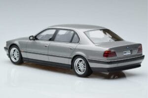 BMW 7 Series E38 750iL Otto 1:18 OT952 レジン - 画像 5/6