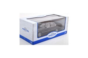 BMW 750i E32 ブラック MCG 1:18 MCG18162 メタル - 画像 3/3