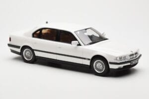 BMW 750iL E38 アジアエクスクルーシブ ホワイト Otto 1:18 OT836 レジン - 画像 4/6