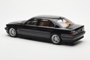 BMW 750iL E38 ブラック Otto 1:18 OT609 レジン - 画像 5/6