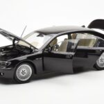 BMW 760Li E66 ブラック Kyosho 1:18 - image 2 of 9