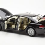 BMW 760Li E66 ブラック Kyosho 1:18 - image 5 of 9
