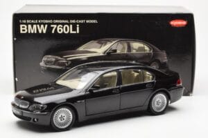 BMW 760Li E66 ブラック Kyosho 1:18 08572BK メタル - 画像 9/9