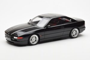 BMW 850 CSi E31 ブラック Otto 1:18