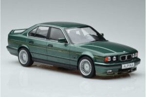 BMW Alpina B10 4.6 E34 グリーン MCG 1:18 MCG18229 メタル - 画像 4/6