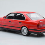 BMW Alpina B10 E34 Biturbo レッド Otto 1:18 - image 5 of 6