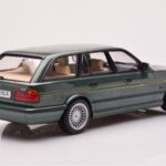 BMW Alpina B10 E34 Touring ダークグリーン MCG 1:18 - image 2 of 6