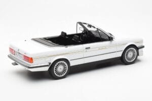 BMW Alpina C2 2.7 E30 カブリオレ ホワイト MCG 1:18 MCG18383 メタル - 画像 2/6
