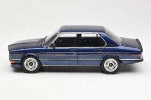 BMW Alpina B7S E12 Turbo ダークサファイアブルーメタリック Otto 1:18 OT640 レジン - 画像 3/6