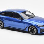 BMW i4 M50 G26 ブルー Otto 1:18 - image 4 of 6