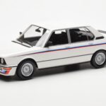BMW M535i E12 ホワイト Norev 1:18