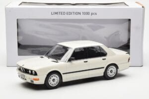 BMW M535i E28 ホワイト Norev 1:18 183260 メタル - 画像 6/6