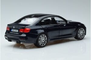 BMW M3 F80 Competition ブルー Norev 1:18 183236 メタル - 画像 3/7