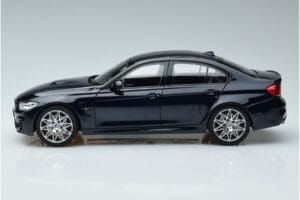BMW M3 F80 Competition ブルー Norev 1:18 183236 メタル - 画像 4/7