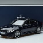 BMW M3 F80 Competition ブルー Norev 1:18 183236 メタル - image 7 of 7
