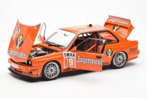 BMW M3 E30 #19 A. Hahne Jägermeister DTM 1992 AUTOart 1:18 89248 メタル - 画像 2/8
