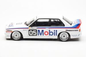 BMW M3 E30 #5 P. Brock Mobil ATCC 1988 AUTOart 1:18 88845 メタル - 画像 4/8