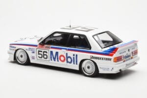 BMW M3 E30 #56 P. Brock / J. Richards Mobil Bathurst 1000 1988 AUTOart 1:18 88847 メタル - 画像 7/9