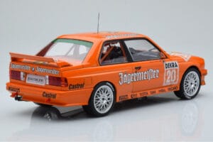 BMW M3 E30 Jagermeister #20 W. Gardner DTM Nurburgring 1992 IXO 1:18 18RMC082B メタル - 画像 2/6
