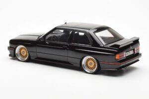 BMW M3 E30 Sport Evolution ブラック カスタムホイール AUTOart 1:18 70562 メタル - 画像 7/8