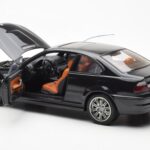 BMW M3 E46 ブラック AUTOart 1:18 - image 5 of 8