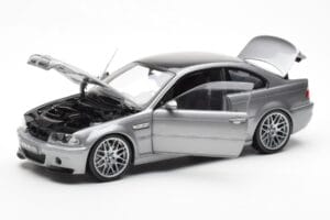 BMW M3 E46 CSL グレー Kyosho 1:18 80430302734 メタル - 画像 2/8