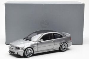 BMW M3 E46 CSL グレー Kyosho 1:18 80430302734 メタル - 画像 8/8
