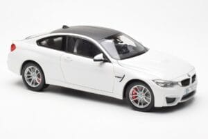 BMW M4 F82 フローズンブリリアントホワイト Paragon 1:18 PA-97101 メタル - 画像 6/8