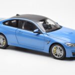 BMW M4 F82 ヤスマリナブルー Paragon 1:18 - image 6 of 8