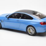 BMW M4 F82 ヤスマリナブルー Paragon 1:18 - image 7 of 8