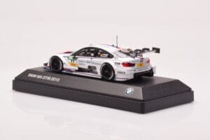 BMW M4 F82 #77 M. Tomczyk BMW M Performance Parts DTM 2015 Minichamps 1:43 80422405594 メタル - 画像 3/4