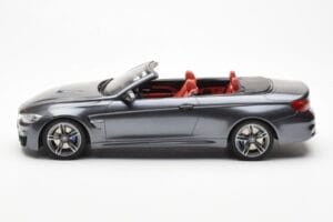 BMW M4 F83 カブリオレ グレー GT Spirit 1:18 GT081 レジン - 画像 3/6