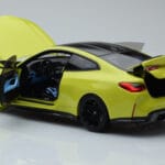 BMW M4 G82 イエロー ディーラーエディション Minichamps 1:18 - image 5 of 8