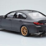 BMW M5 CS F90 フローズン・ブランズハッチ・グレー GT Spirit 1:18 - image 4 of 5