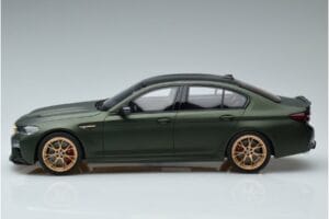 BMW M5 F90 CS GT Spirit 1:18 GT372 レジン - 画像 3/6