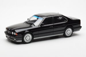 BMW M5 E34 ブラック Otto 1:18
