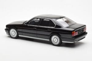 BMW M5 E34 ブラック Otto 1:18 OT690 レジン - 画像 5/6