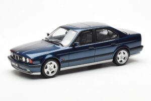 BMW M5 E34 ブルー Metallic Otto 1:18