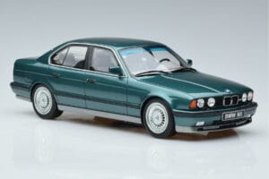 BMW M5 E34 Cecotto Edition グリーン Otto 1:18 OT968 レジン - 画像 4/6