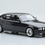 BMW M5 E34 Hartge ブラック Otto 1:18 - image 6 of 6