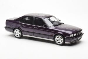 BMW M5 E34 バイオレット Otto 1:18 OT106 レジン - 画像 4/6