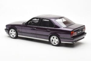 BMW M5 E34 バイオレット Otto 1:18 OT106 レジン - 画像 5/6