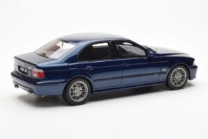 BMW M5 E39 Avus Blue Paint Issue Otto 1:18 OT070 レジン - 画像 2/6